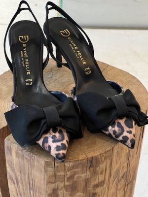 Sling back animalier fiocco