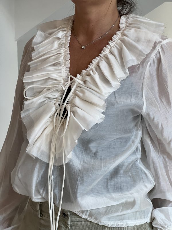 Camicia rouches latte - immagine 4