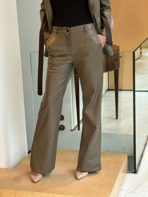 Pantalone ecopelle verde militare - immagine 4