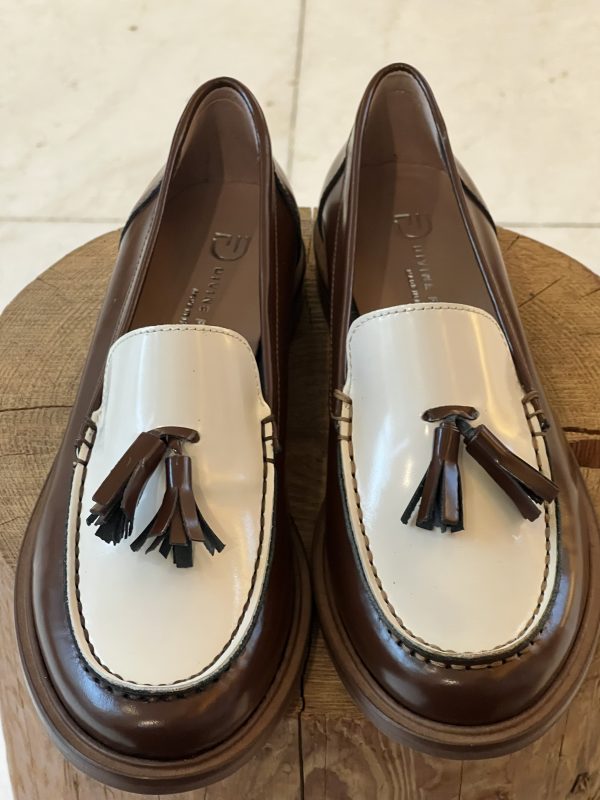 Mocassino bicolor latte cuoio - immagine 4
