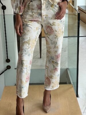 Jeans fiori fondo latte