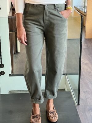 Pantalone carrot verde militare