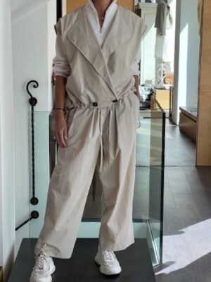 Set gilet e pantalone sabbia