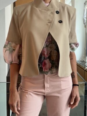 Giacca assimmetrica beige