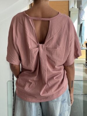 T-shirt nodo rosa