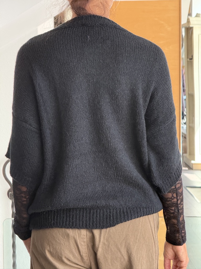 Scollo v pizzo nera - immagine 2