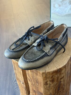 Mocassino barca taupe spazzolato